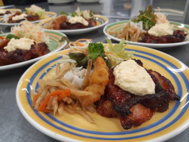 賄いは日替わりメニューでボリューム満点です♪
