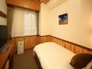 【客室利用×市街地】有名ホテルでフロントスタッフ募集！！