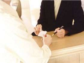 ★ホテルの顔としてお仕事をお願いします★