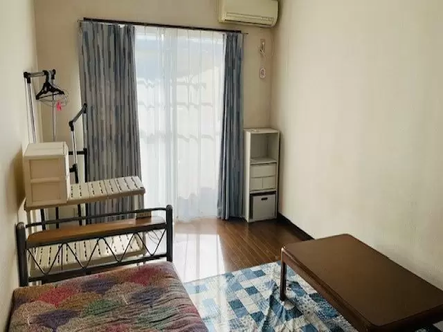 完全個室のきれいなフローリング寮です。自転車の貸し出しもありますよ！