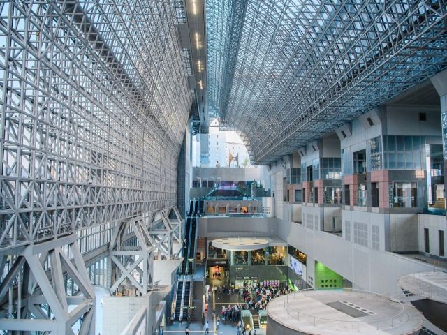 嵐山での求人！京都駅までのアクセスも抜群！