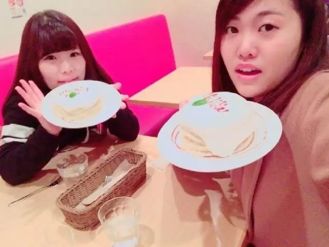 熱海には甘味処もたくさん有♪疲れも忘れて癒されます♪バターあんやシュークリームもオススメ！