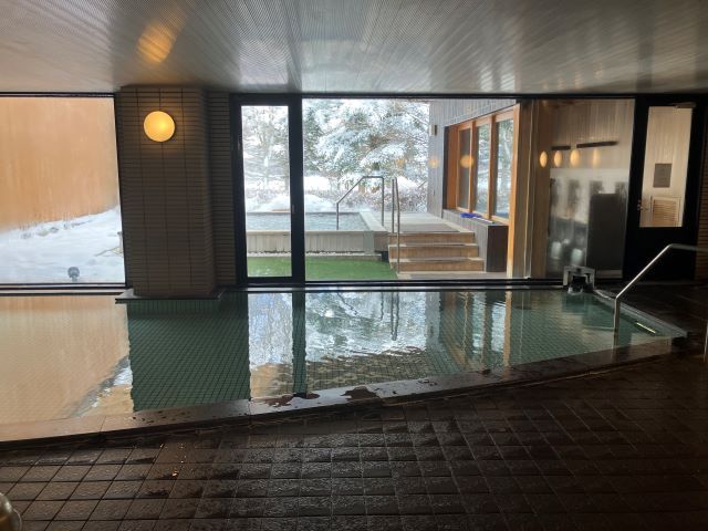 お仕事終わりは大浴場でリラックス！