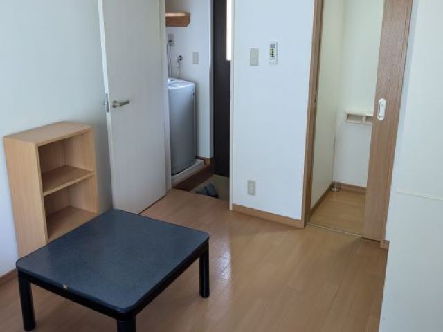 人気の完全個室寮！まかないも1日2食！