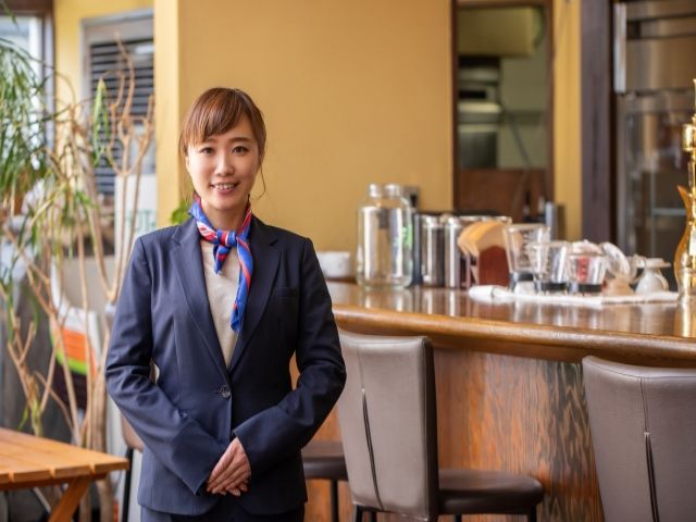 新規オープンの会員制ホテルでのレストラン業務になります！