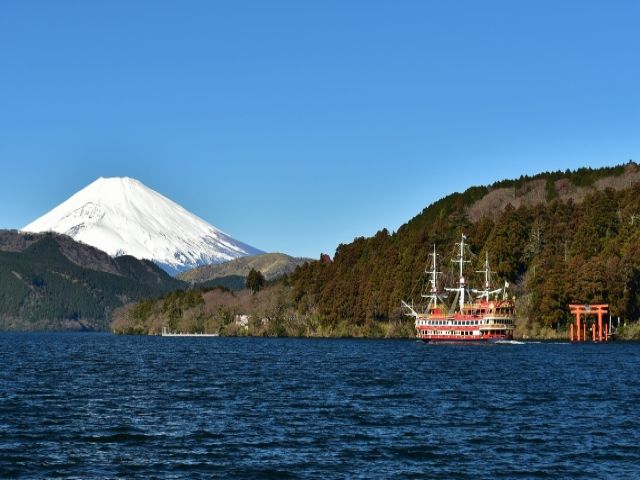 お仕事中も芦ノ湖の絶景を一望出来ちゃいます！