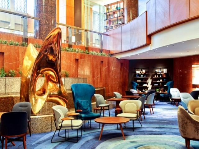 ホテルならではのホスピタリティーと笑顔を通じて、心温まる空間提供しましょう(≧▽≦)