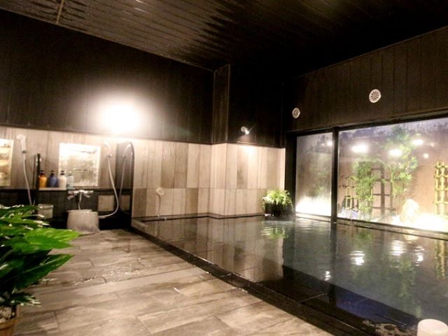 こちらのホテルにもちゃんと大浴場があります！リフレッシュに最適♪