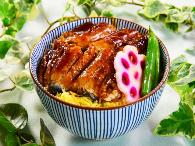 浜名湖といえばうなぎ！夏といえばうなぎです！