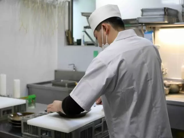 ミシュラン星付きの高級料亭でのお仕事です♪