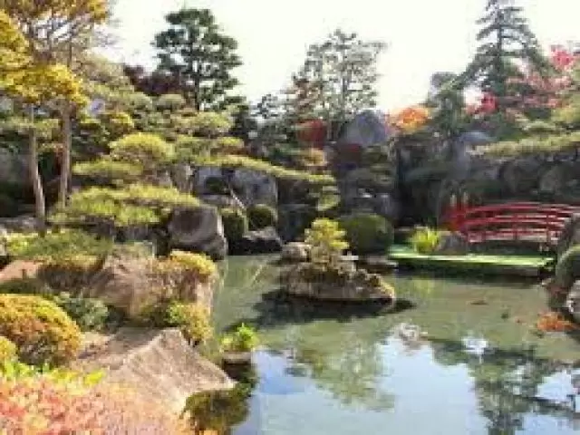 館内の温泉に入れます！！頑張った分石和温泉でたっぷり癒されて下さい♪