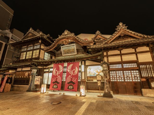 各観光名所へのアクセス抜群なロケーション◎