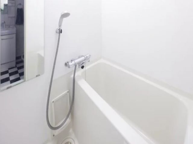 お部屋内にお風呂・トイレもありますよ♪