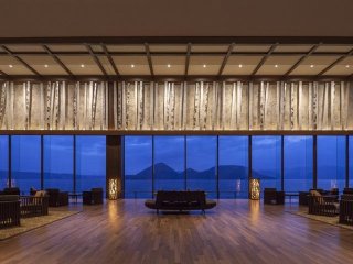 【3食無料×未経験でも挑戦可】人気エリア洞爺湖のフロントのお仕事です☆