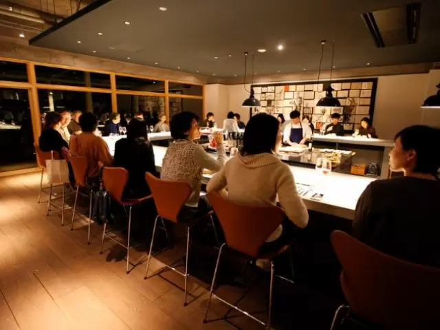 人気のホテルで、満了する人はもちろん、延長する人も多いです！