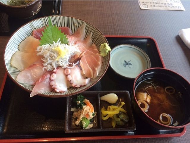 海も！！ご飯も！！