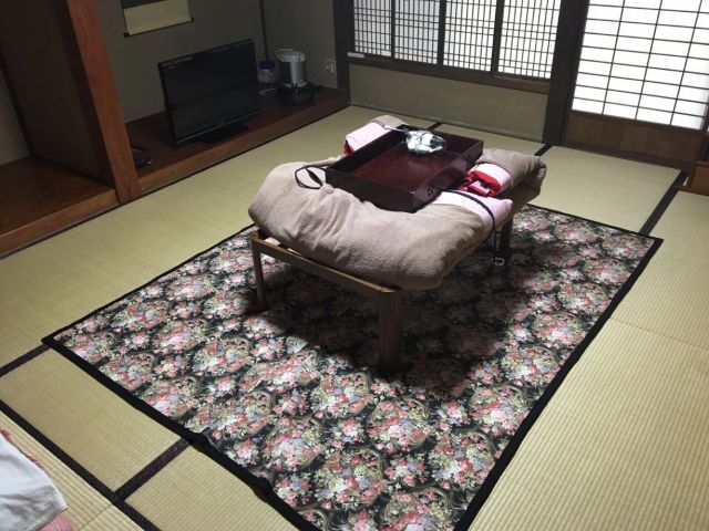 寮は客室or大広間を利用