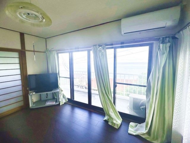 アパートタイプの男女共同寮★女性寮は館内客室のパターンもあります！