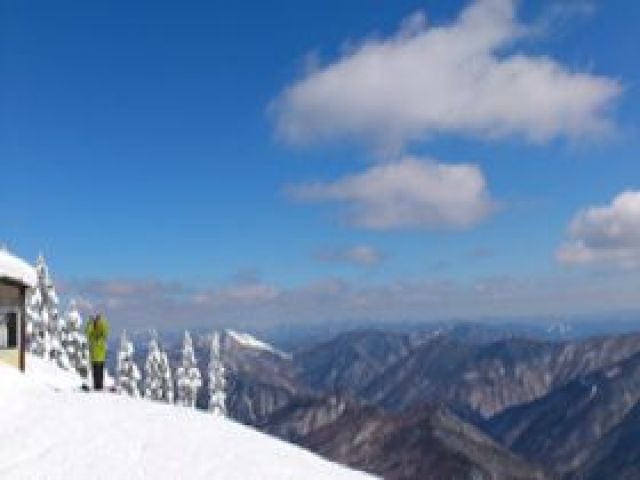 広島県最標高の山にあるスキー場です♪絶景！！
