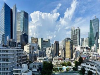 大都会・六本木の通勤案件。美味しいうどん屋さんでのお仕事です。