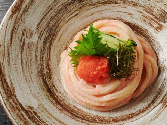 海外の方にも人気なうどん屋さんです。語学生かせます！