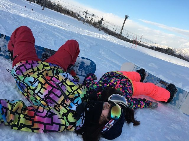 広いゲレンデでおも言い切り滑ろう！！