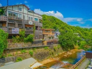 【レア職種】立地◎神戸まで電車で約30分！大人気の有馬温泉での裏方業務のお仕事です☆