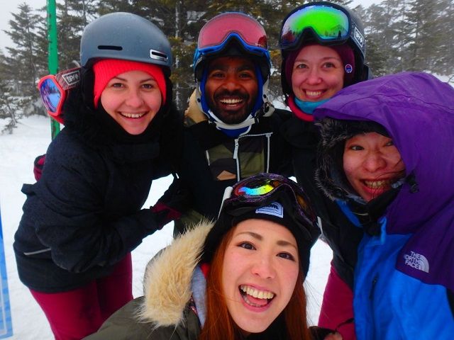 休みの日はスキーも良いですね♪