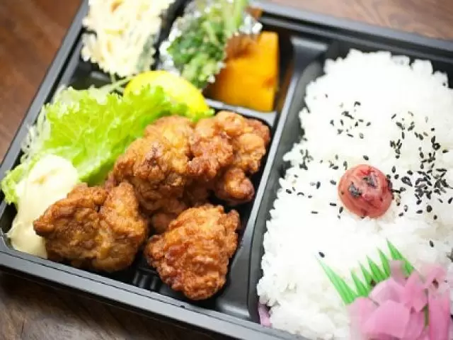 朝は賄、夜は弁当です！
