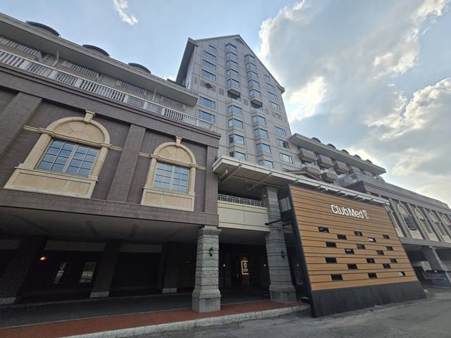 稼ぎバッチリ！休日はパウダー滑ってリフレッシュ(＾＾)