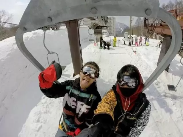 職種は人気のリフト係です！