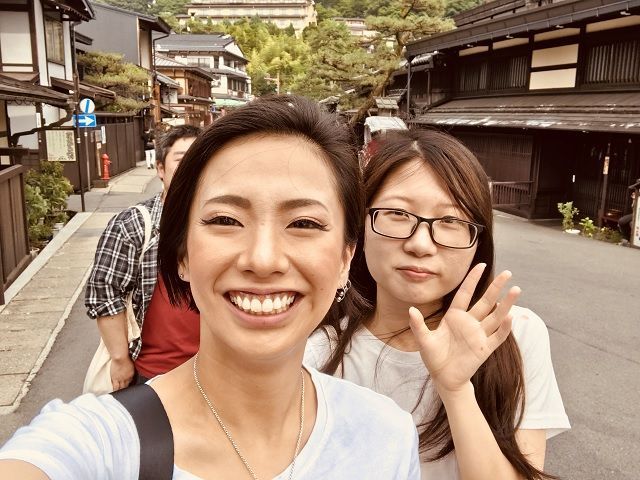 下呂温泉内にはコンビニ、飲食店、足湯、お土産屋さんなど生活・観光にオススメな立地です☆