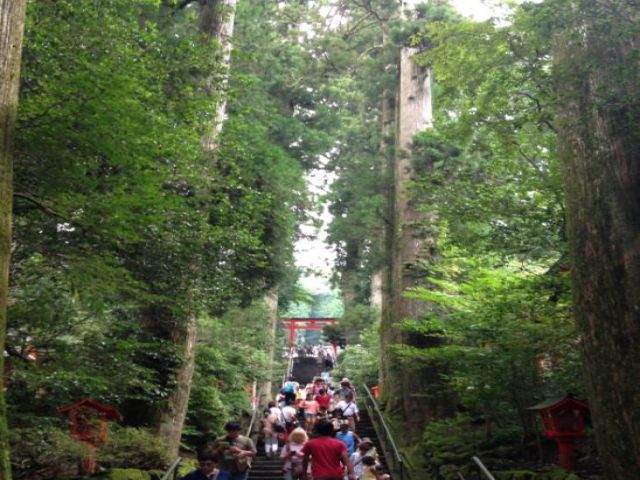 神社や仏閣も多く、外国人にも人気の観光地です^^
