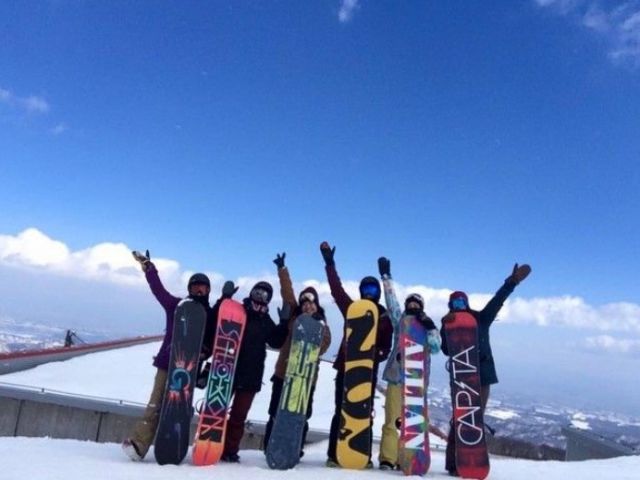 休みにはウィンタースポーツも楽しめます☆