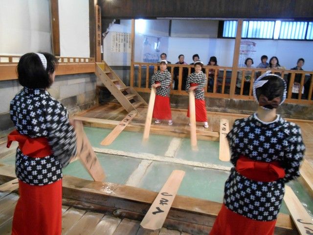 お休みの日は草津の町を観光しましょう！