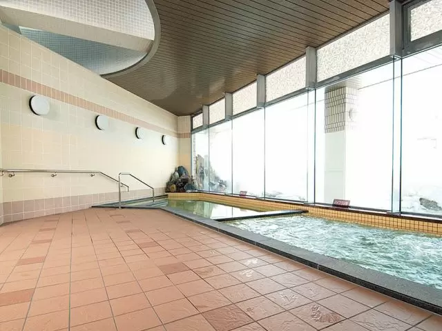 疲れた体は温泉でリフレッシュできます(^^)/