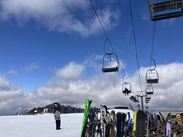 日本最南端のスキー場で2週間以上の短期勤務可能なお仕事です！