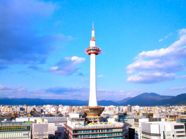 京都タワー、嵐山、清水寺など、観光名所がたくさん♪