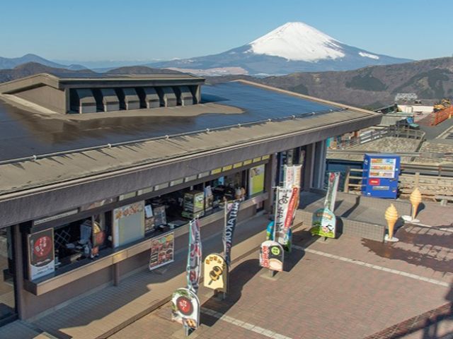 大人気！カフェでの販売のお仕事です。