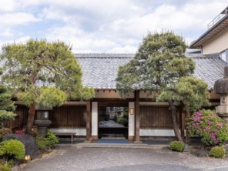 ＼高月収×人間関係自慢／人気熱海のホール◇延長者も多くおすすめ!!