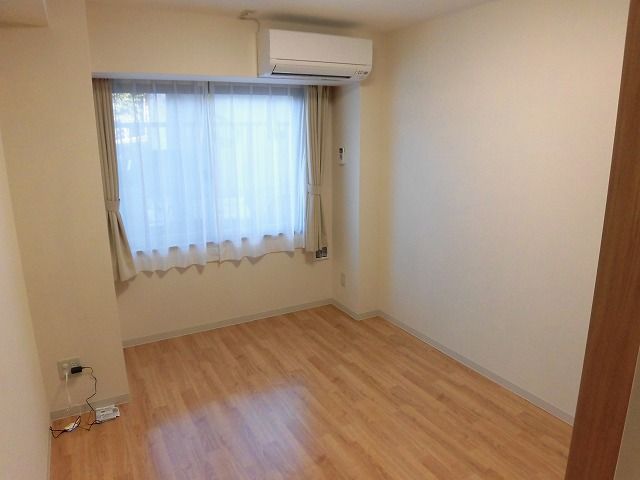 築浅の個室寮です！綺麗で寮の管理人さんも在住しております。