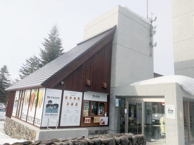 職場の外観です☆