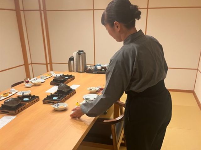 受入れ環境◎接客メインの仲居のお仕事になります！！