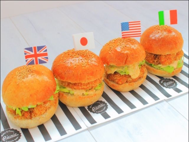 ゲレンデ内にあるハンバーガー屋さんでお仕事をお願いするかも！？