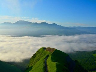【阿蘇でレアなフロント募集！】寮はWi-Fi付の元客室寮で生活も便利です！温泉入浴も可能！