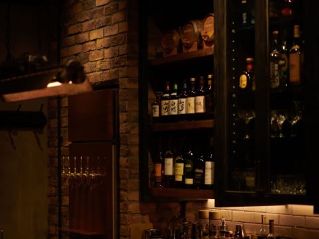 1回遊びに行きましたが、とてもお洒落でおいしいカクテルがあります！人間関係良好です☆