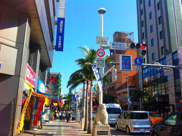 那覇市久茂地の好立地でのお仕事です！
モノレール駅まで徒歩5分！