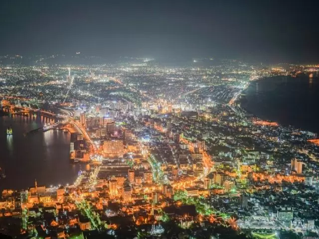 ≪観光≫世界三大夜景の一つ★SNS映えスポット多数！