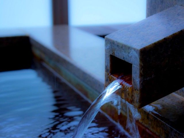 何より「外湯」といわれる温泉が有名です。ぜひ足を運んでみてください！