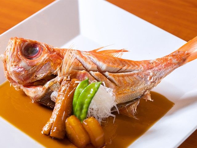 バイキングだけでなく、懐石料理も提供しております。